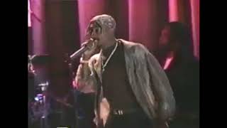 Tupac Shakur emotional live performance of &quot;Dear Mama&quot;