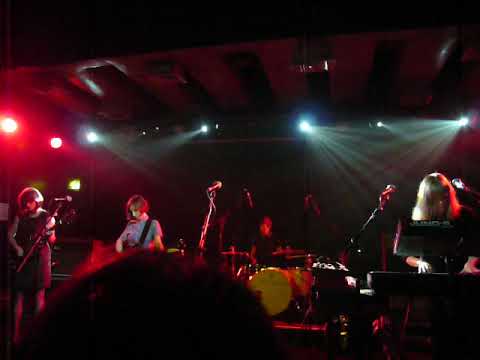 Electrelane   Eight Steps