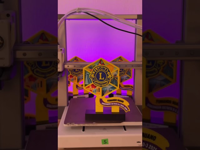 Vídeo relacionado con Trofeo para Personalizar tamaño 11x20cm, Especial para Regalos Personalizados, Entrega de premios, Eventos Deportivos y culturales