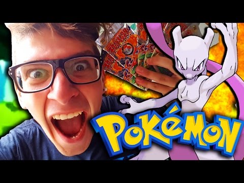 I FOUND MEWTWO IN THE FIRST EDITION POKEMON CARDS!! UNPACKING IN JAPAN