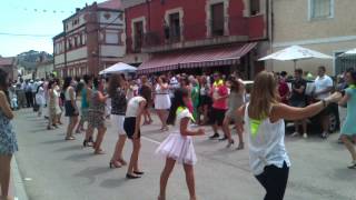 preview picture of video 'Fiestas de San Roque 2013 en Encinas de Esgueva (11)'