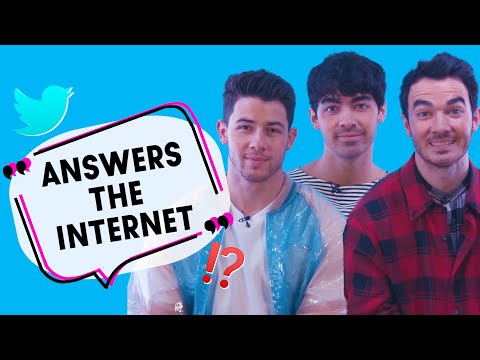 download lagu mp3 mp4 Jonas Brothers Stuff, download lagu Jonas Brothers Stuff gratis, unduh video klip Jonas Brothers Stuff