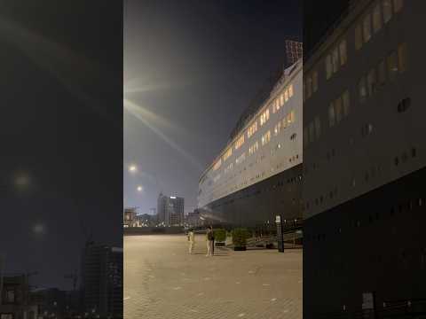 Thumbnail for The Queen Elizabeth 2 👸 liner hotel in Dubai #liner #travel #dubaihotels #wueenelizabeth2liner