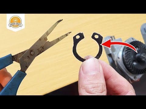 Why didn't I know this sooner! How to remove a circlip without circlip pliers