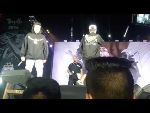 Jota vs Soler-Batalla de los Gallos 2016 Peru