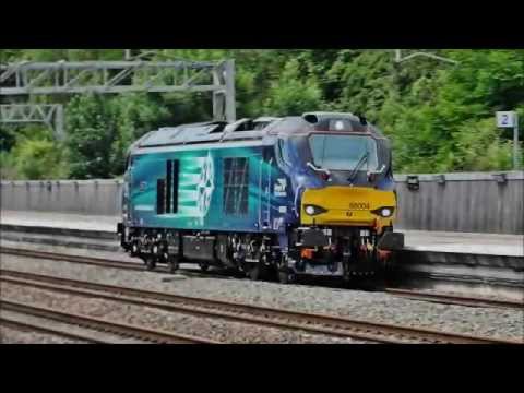 DRS 68004 on 0Z68 Crewe GB to Nuneaton passing Tamworth 1/7/2014