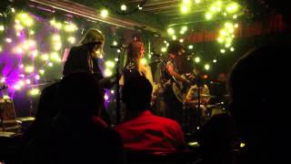 GROUPLOVE - Raspberry