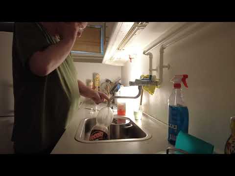 MongoTV_9451 - Blander SAFTEVAND Onsdag Aften i 30 Grader Varm Lejlighed