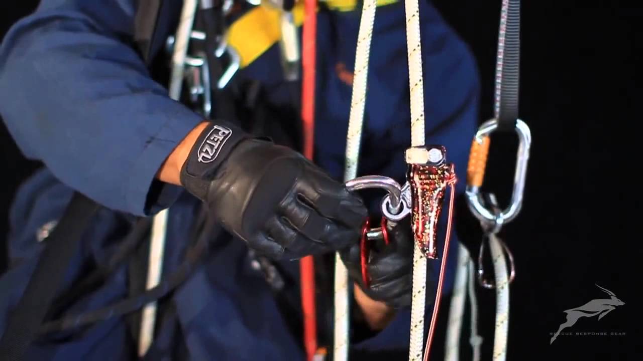 Nivel 2 (06) - Alpinismo Industrial - Elevação e descensão de pessoas.