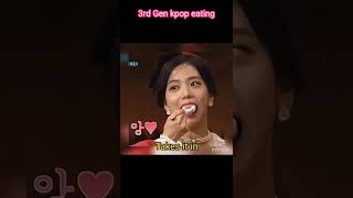 Download lagu the difference between 4th and 3rd gen kpop😂(no hate)#kpop #blackpink #twice #itzy #short #shorts mp3