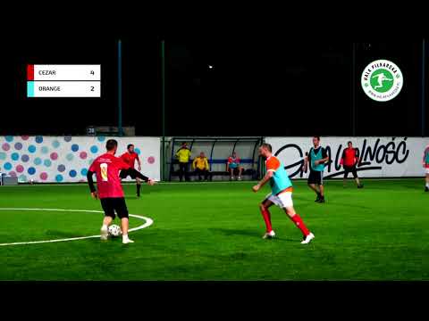 Hala Piłkarska / Liga Biznesu / Zima 2020 / Cezar - Orange