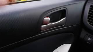 Hyundai Solaris: How to open a locked door from inside