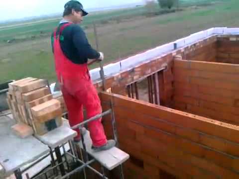 Uniwersalny ładowacz zaprawy