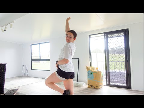 Moving Houses + Building A Home Gym!