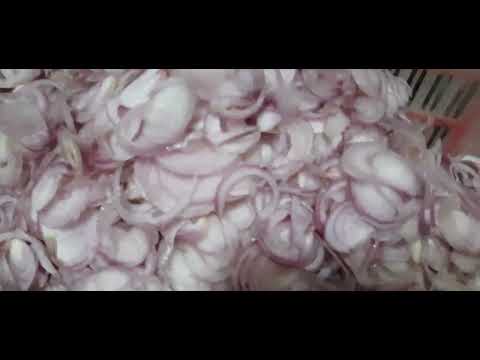 Onion slicer