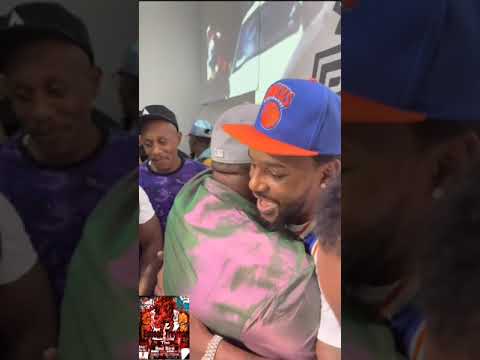 Queenzflip Finally Gets Hugged By Jim Jones And Jumped by Dipset?
