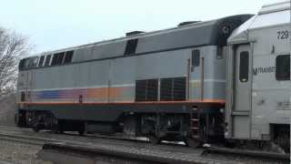 preview picture of video 'NJ Transit P40DC at Dunellen Station'