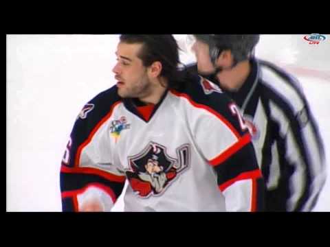 Chris McKelvie vs Darian Dziurzynski