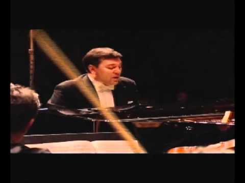 Aleksandar Serdar - Piano Concerto in C minor, No. 3, Op. 37 (II) - Beethoven