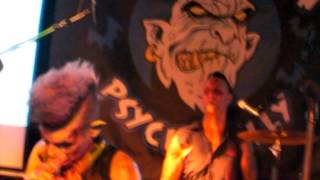 Who Put Grandma Under The Stairs - Demented Are Go - Bedlam Breakout #18 Sept 2014