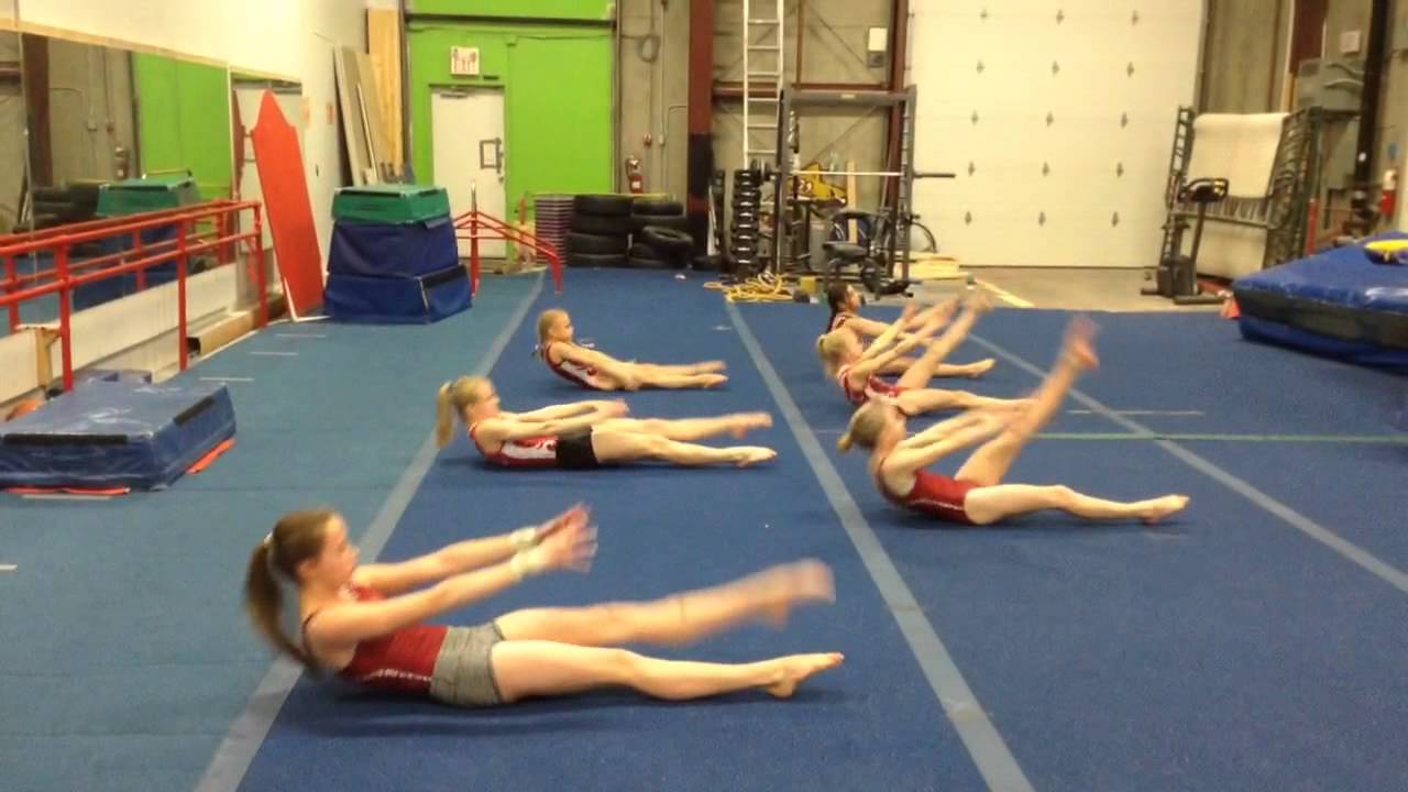 Вот так качают пресс гимнастки