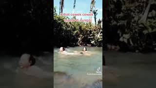 Download lagu Ngintip cewek-cewek mandi mp3 Download lagu Ngintip cewek-cewek mandi mp3