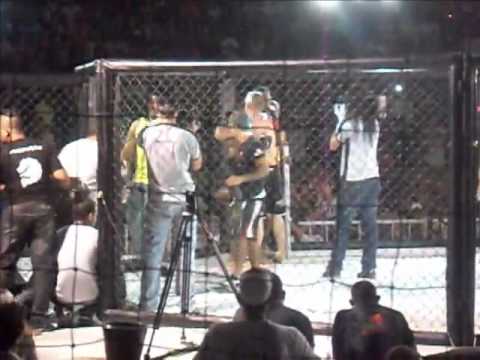 Mikeias Bezerra vs Luciano Correia   Lions FC III Em Itabuna-Ba.avi