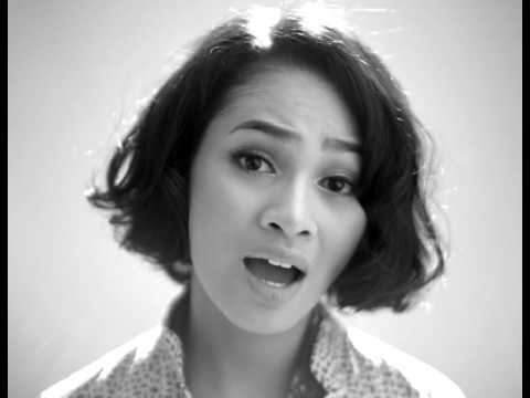 Andien - Astaga (Official Music Video)
