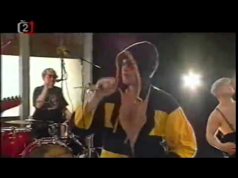 Vosí Hnízdo - Vosi hnizdo  Rodina  nahráno Na kloboučku  1998