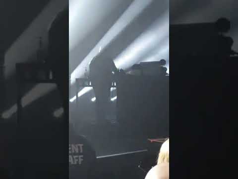 Carl Cox dropping Frank De Wulf - The Tape (Tim Hidgem Bootleg) at SWG3 Sept 2021