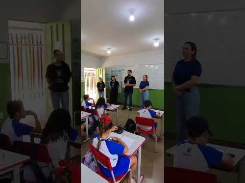 A integração de uma aula híbrida de educação digital 
