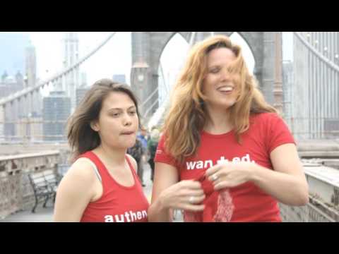 Eliane Amherd and Andra Borlo. Swiss Miss on Brooklyn Bridge