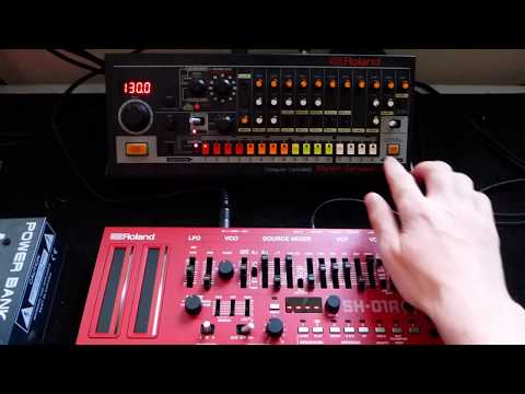 Roland TR08 & SH01A