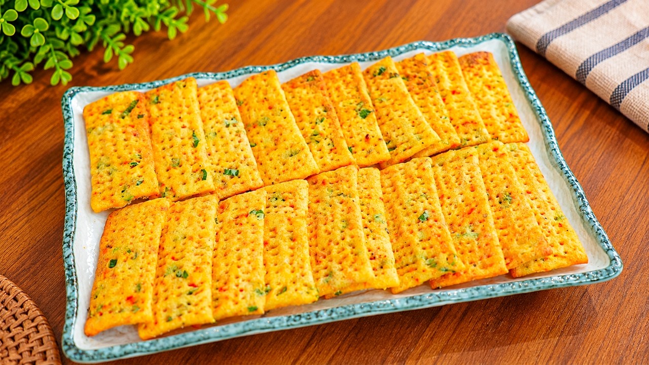 If you have 1 potato, make this super tasty potato snack! Easy, Cheap and delicious Potato Recipes