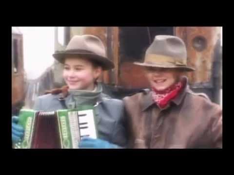 Sviraj mi sviraj brate - Palčići i Henda