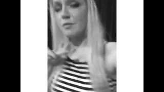 Download lagu Without me, eminem. Musical.ly mp3