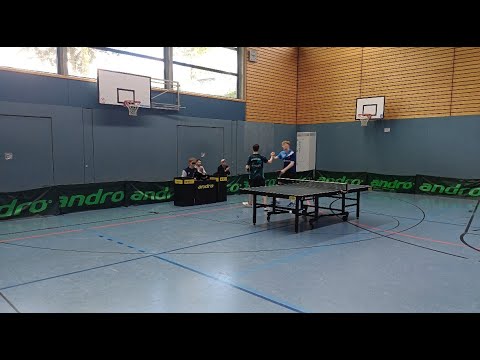 N.Scharwat (TTF Bönen, 1969 TTR) - M.Manevich (TTC Herne-Vöde, 1922 TTR) - NRW-Liga Saison 2025/26