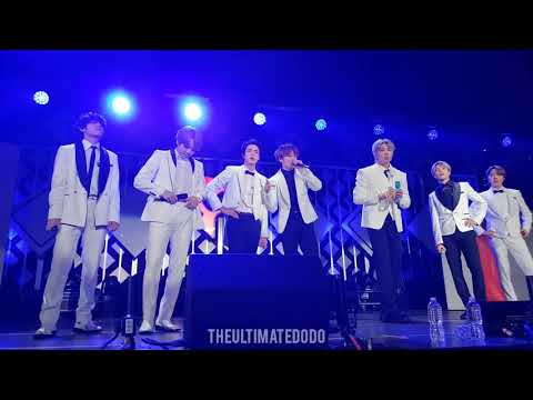 191206 Jungkook's best holiday ever! Introductions @ BTS 방탄소년단 Jingle Ball LA Live Concert Fancam