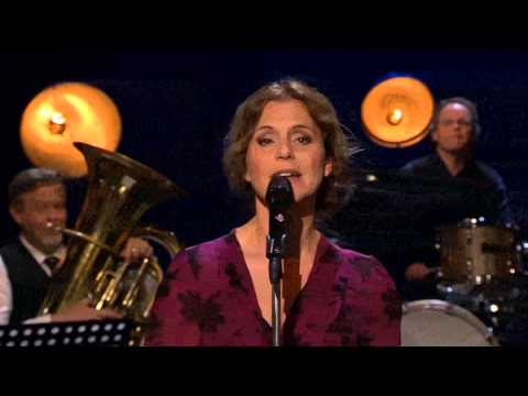 BAO (Benny, Helen) - NYÅRSBALLONGEN