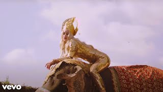 Iggy Azalea   Bounce Official Music Video