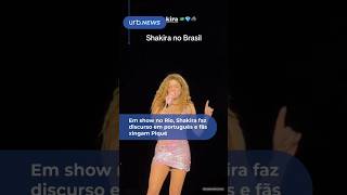Em show no Rio, Shakira faz discurso em português e fãs xingam Piqué
