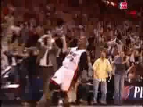 Dwyane Wade Crazy Dunk vs. Pacers