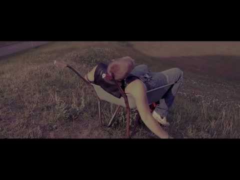 De Danske Hyrder - Jeg' Fuld Hele Tiden Og Er Pisse Ligeglad Du (Officiel Musikvideo)