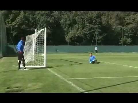 Juan Quintero magnifique but à l'entrainement SRFC !