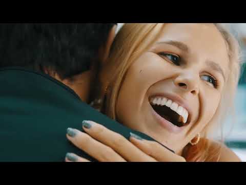 Nastia had perfect smile with Laminate Veneers