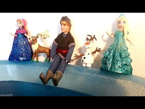 Five Little FROZEN Jumping in the Pool | Nursery Rhymes | Five little Monkeys Jumping on the Bed