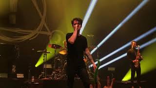 Panic! At The Disco - Victorious (Live HD)