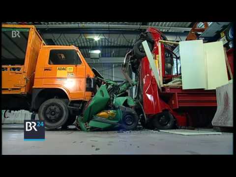 Nach Horror-Unfällen: Mehr Lkw-Kontrollen in Bayern | BR24