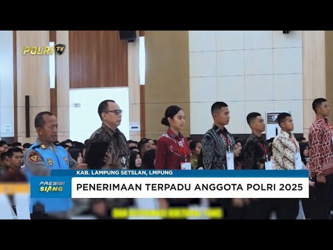 KAPOLSEK SENAPELAN DAN BHAYANGKARI BAGI TAKJIL DAN BUKA DAPUR UMUM UNTUK WARGA TERDAMPAK BANJIR