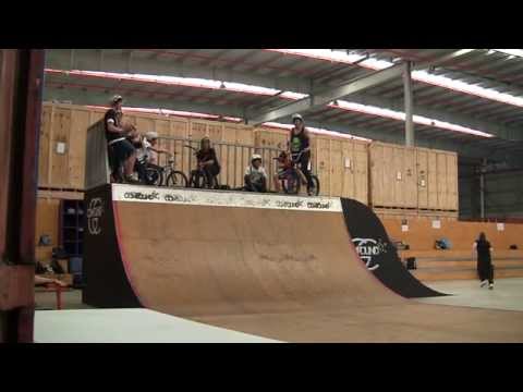 Throwback Thursday #6 (540 Flair No Hander)